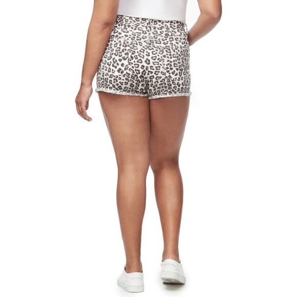 GOOD AMERICAN The Cut-Off Cheetah Print Shorts - Picture 2 of 3